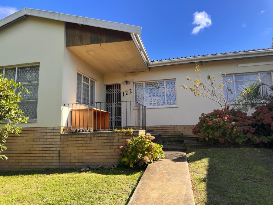 4 Bedroom Property for Sale in Headlands Eastern Cape